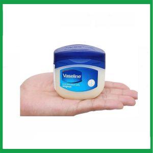 Sáp dưỡng ẩm Vaseline Pure làm mềm da, làm dịu da, cải thiện da bị khô (40g)